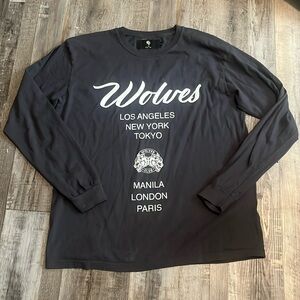 DARC SPORT WOLVES LONG SLEEVE GREY TEE. 🩶